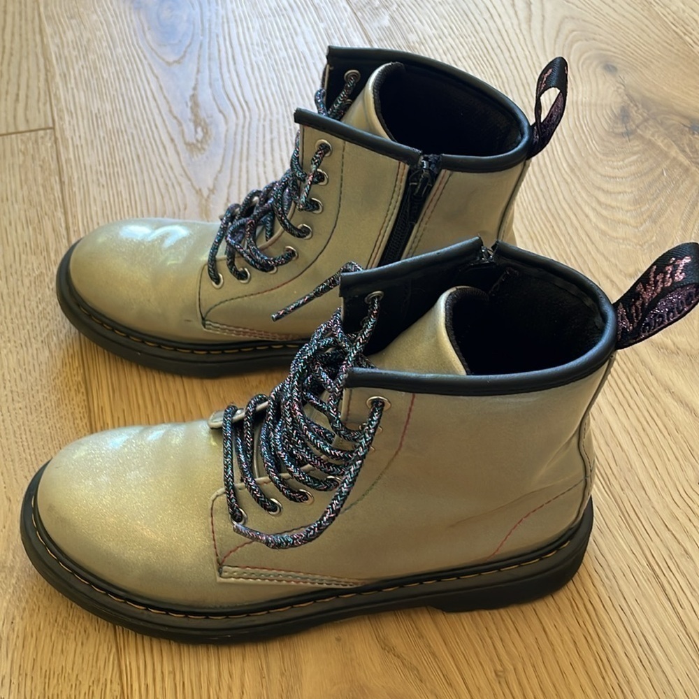 Dr Martens 1460 Kids Boots Size 4 Sparkle Rays Iridescent Side Zip Lace Up - Picture 3 of 5